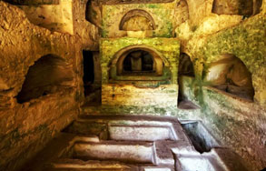 Titus Kaya Mezarlıkları